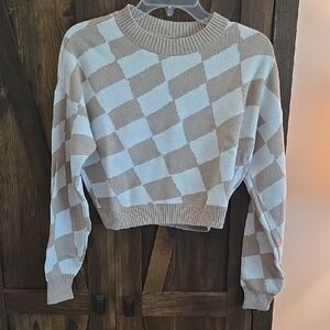 Hollister Beige and White Checkered Sweater